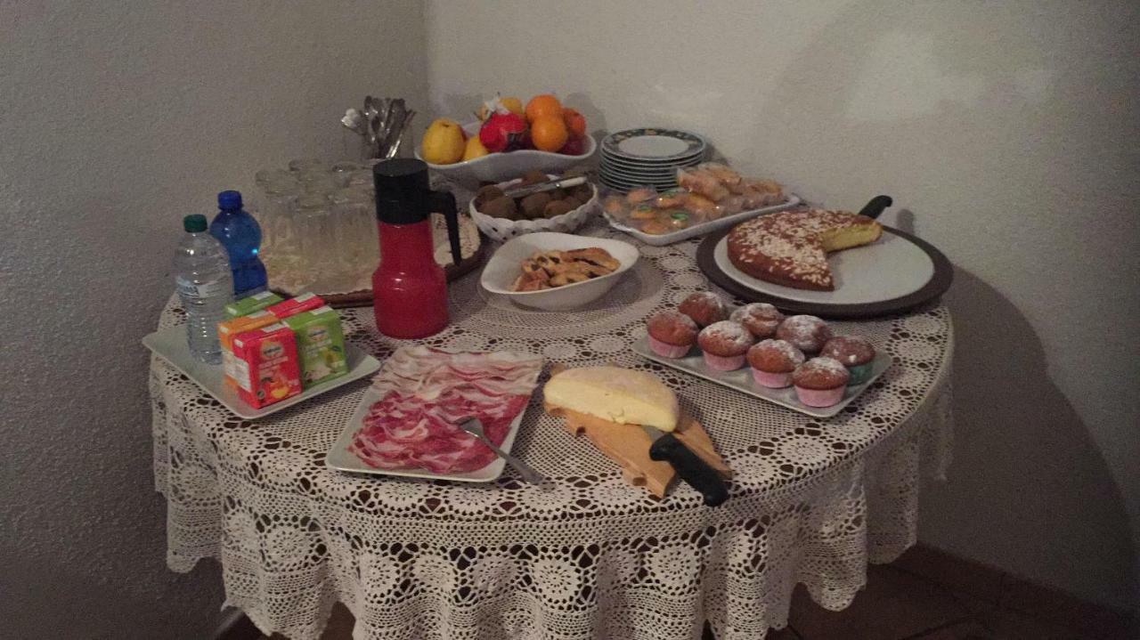 B&B Casa Mia Тирано Экстерьер фото